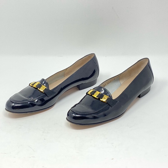 Salvatore Ferragamo Vintage Black Loafer. - Picture 5 of 11